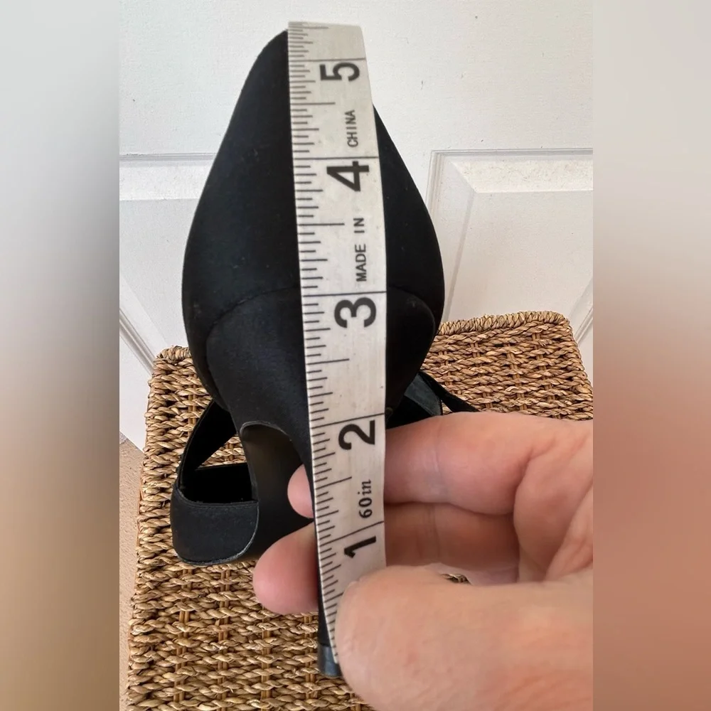 The Touch of Nina‎ Satin Rhinestone Black Heels Size 9M